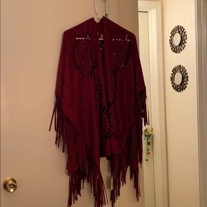 LASER CUT SHAWL /WINE